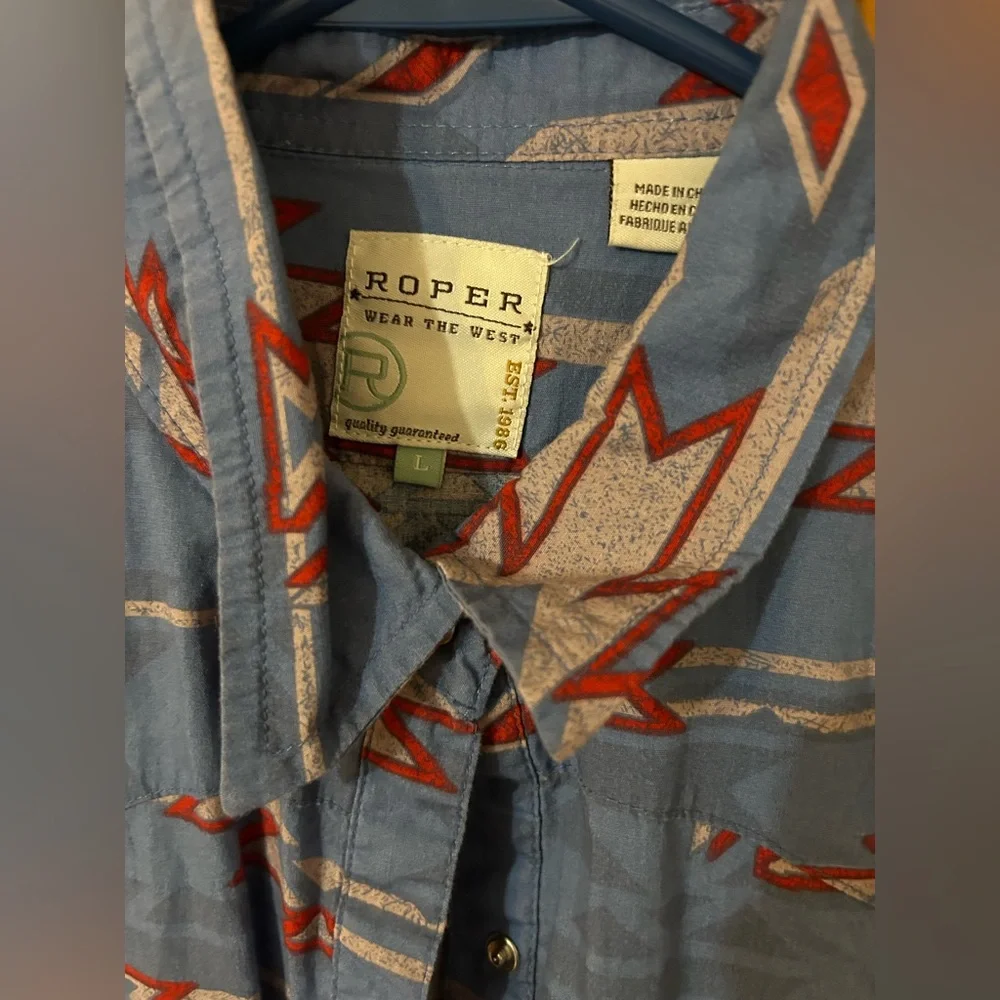 Women’s Roper Button Up - Picture 3 of 4